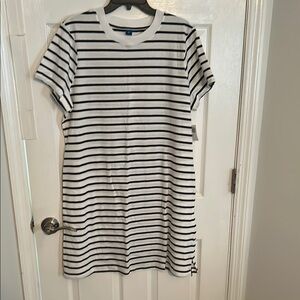 Old Navy Black and White Striped Dress
